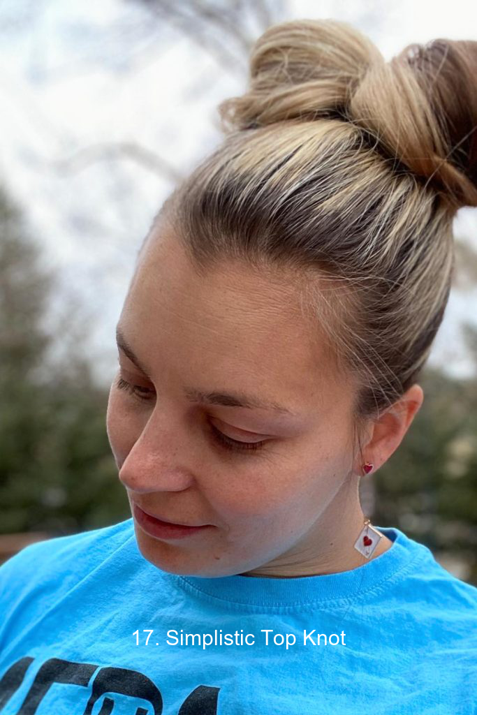 17. Simplistic Top Knot